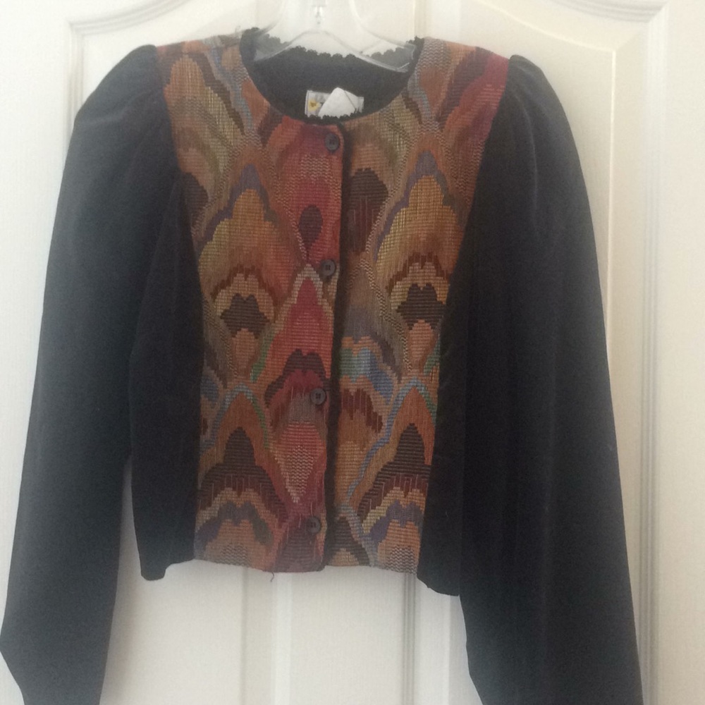 FINAL MARKDOWN Junior velvet and brocade jacket 11/12